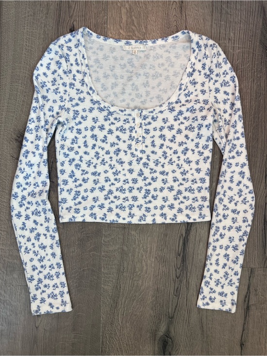Z Supply Other - Z Supply Sit Back Ditzy PJ Top - XS